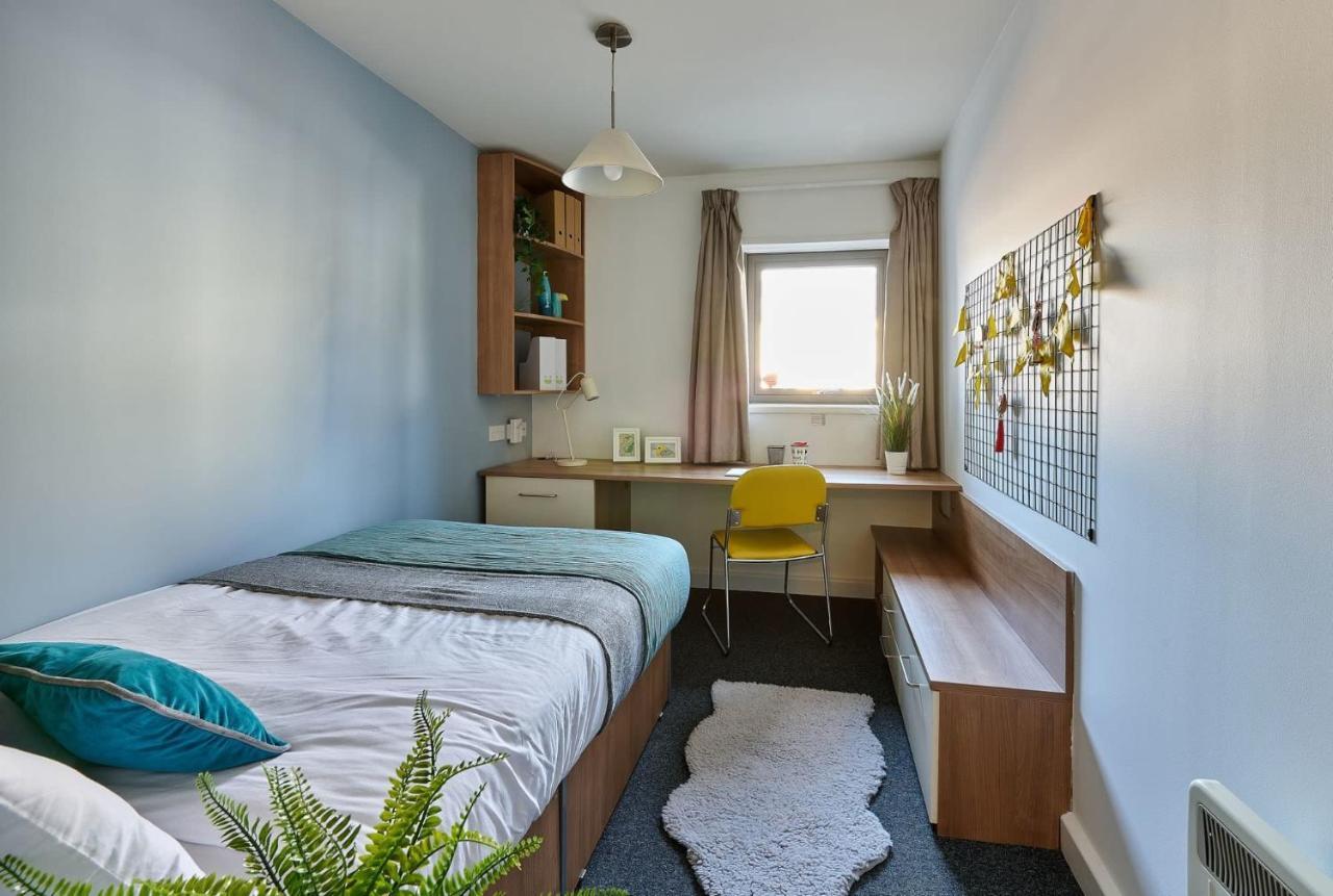 Cosy Ensuite Bedrooms At Trust House Near Exeter City Centre Esterno foto