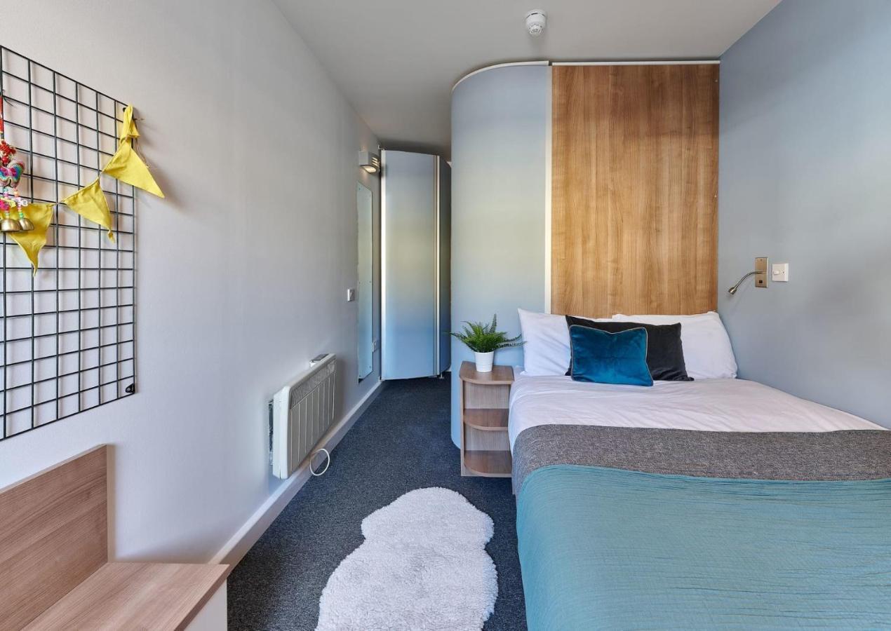 Cosy Ensuite Bedrooms At Trust House Near Exeter City Centre Esterno foto